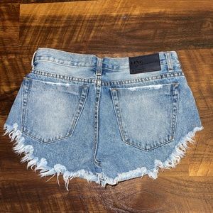 One teaspoon shorts!